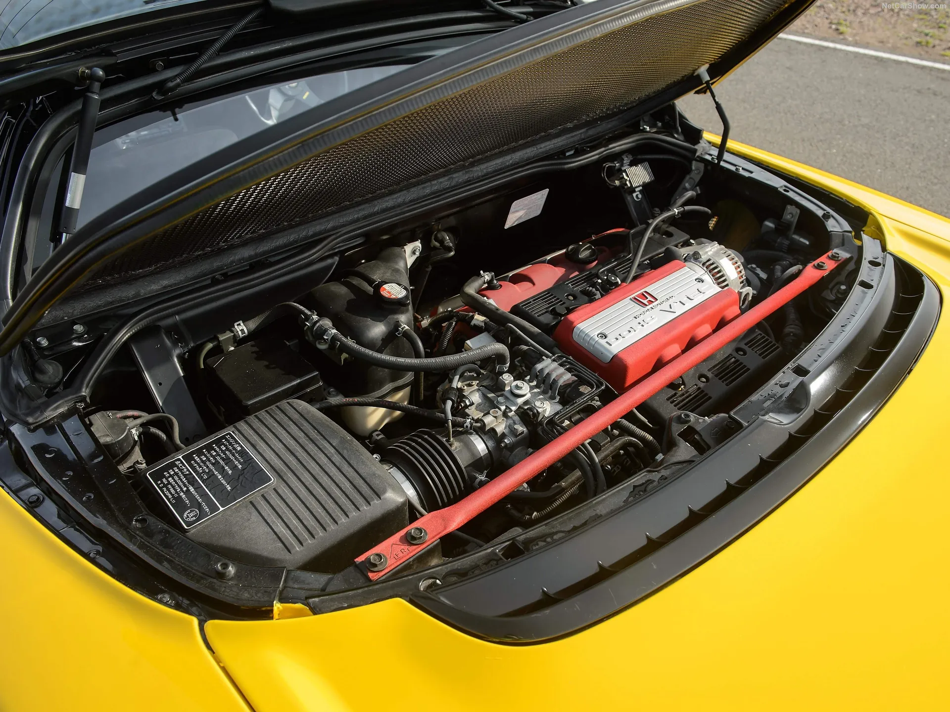 Honda NSX-R (1992) – motorový prostor