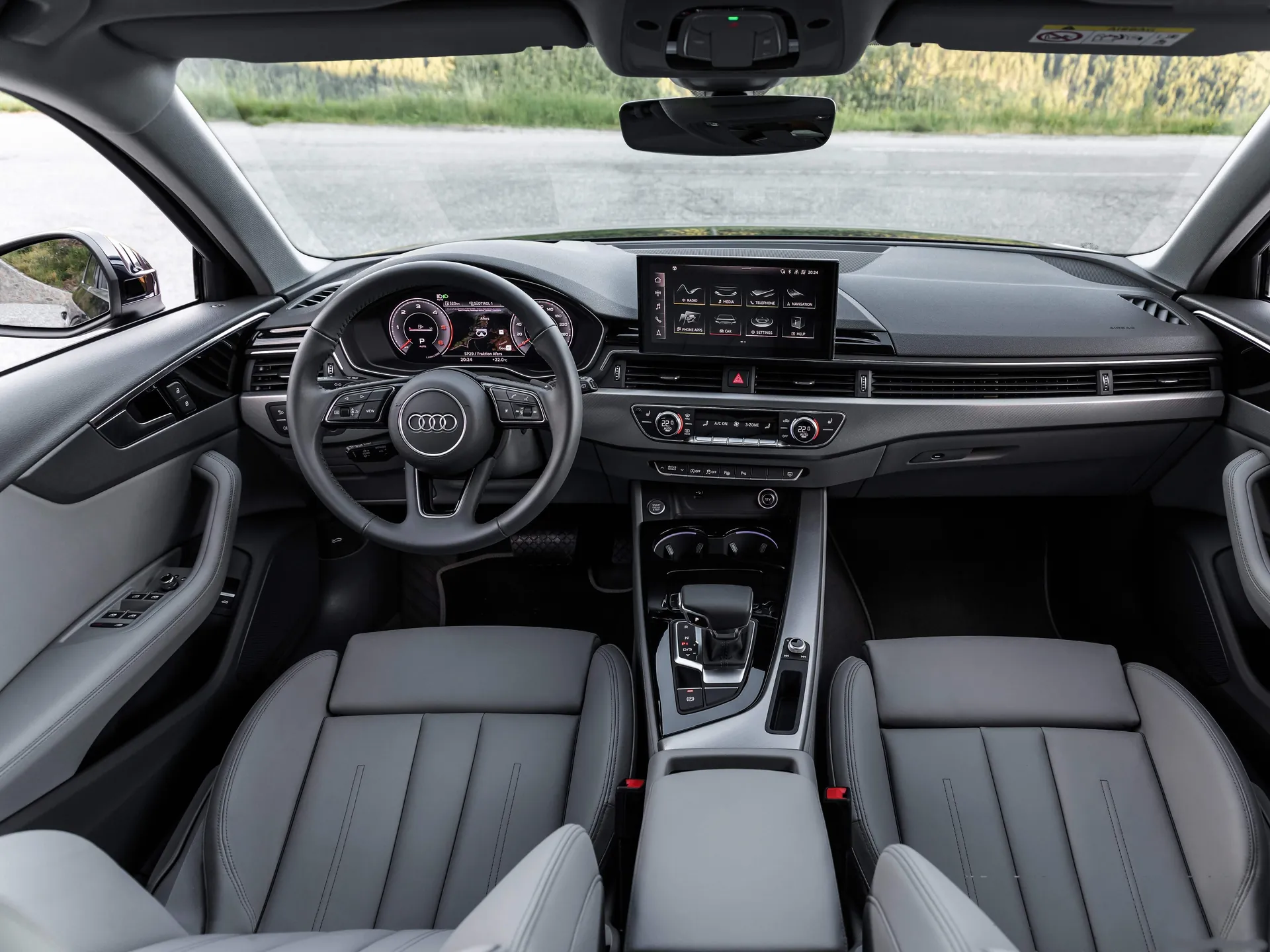 Audi A4 Avant (2020) – interiér