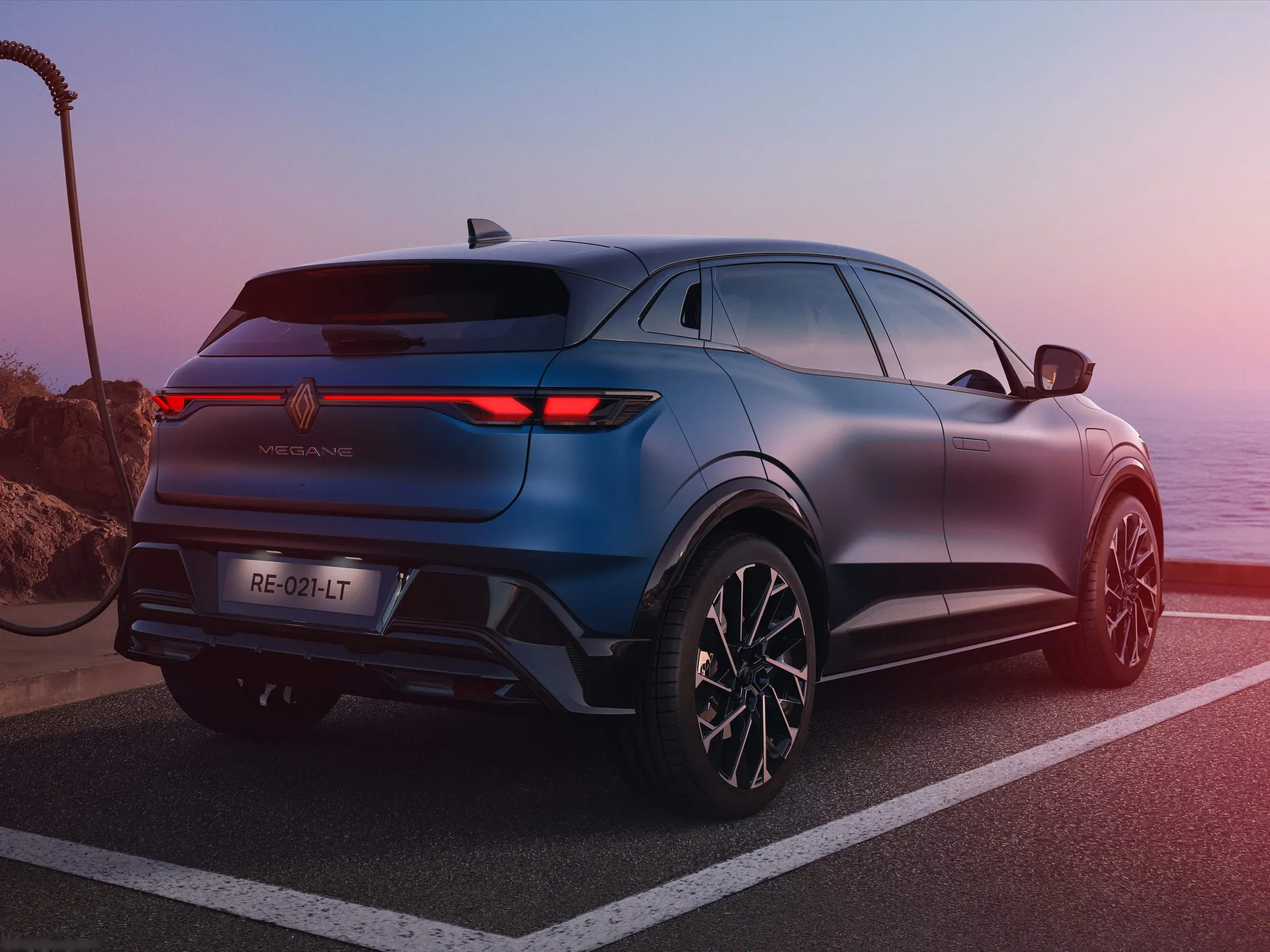 Renault Megane E-Tech (2027) – zadní tříčtvrteční pohled