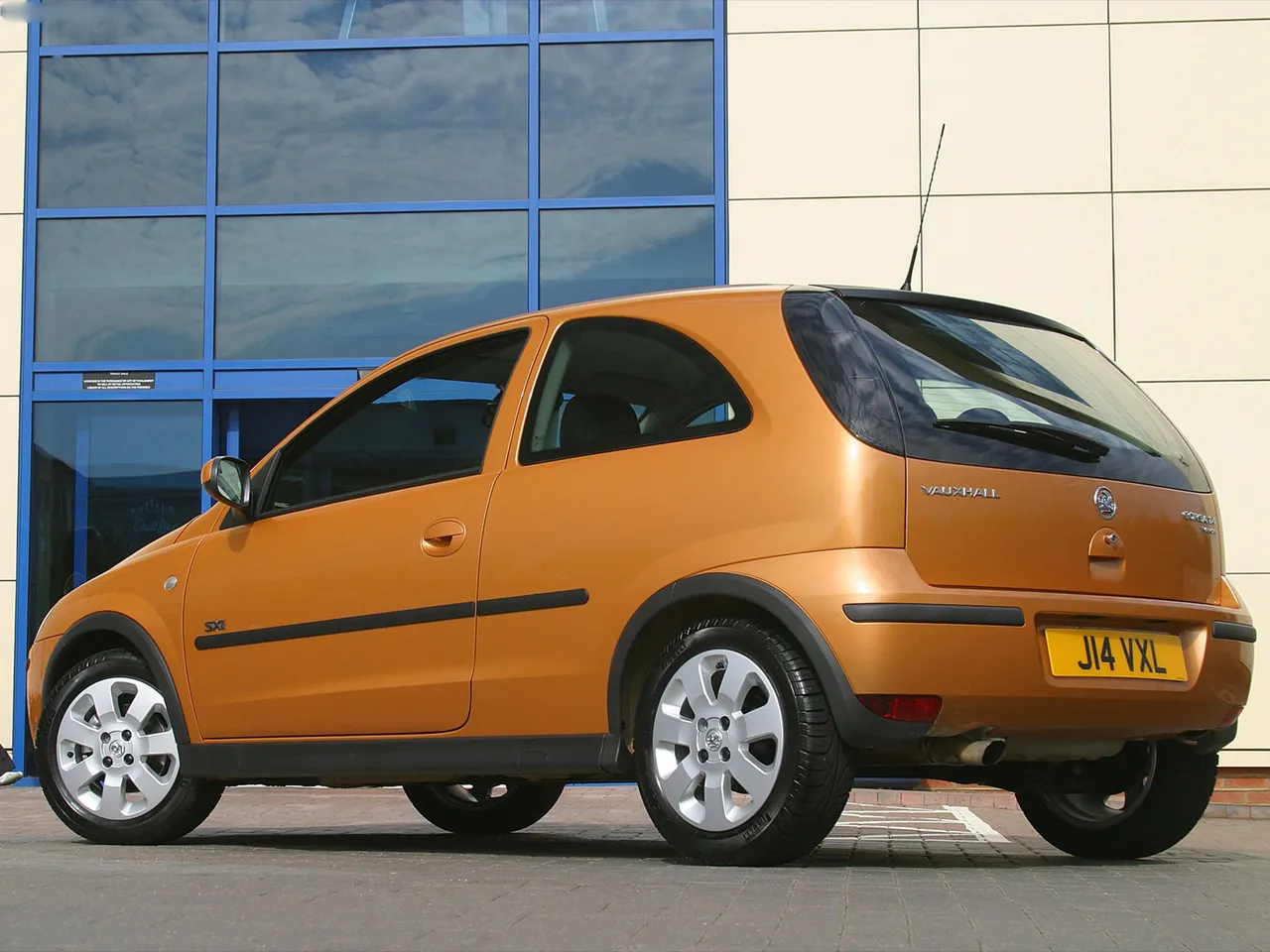 Vauxhall Corsa (2005) – zadní tříčtvrteční pohled