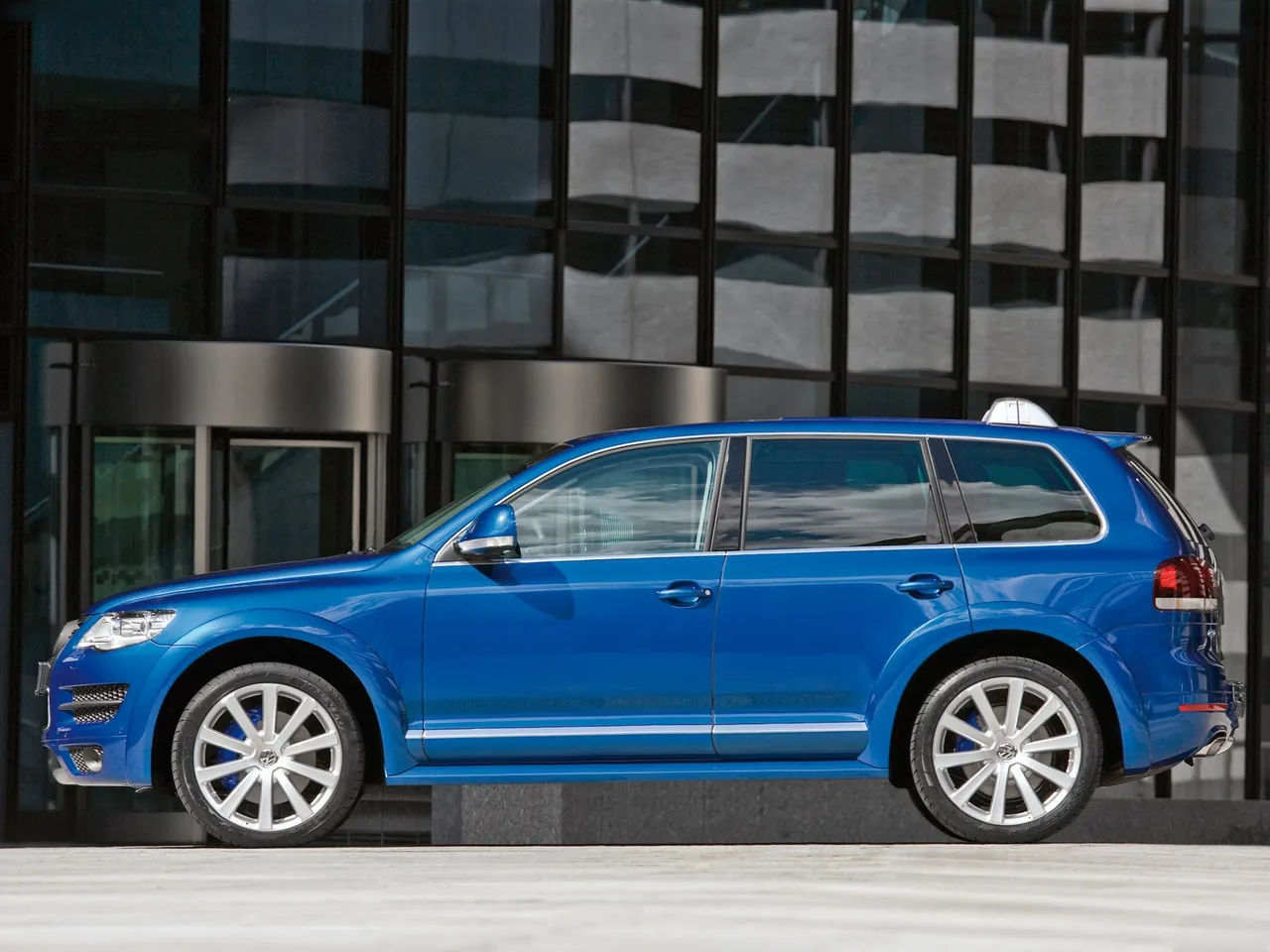 Volkswagen Touareg R50 (2008) - Side Profile
