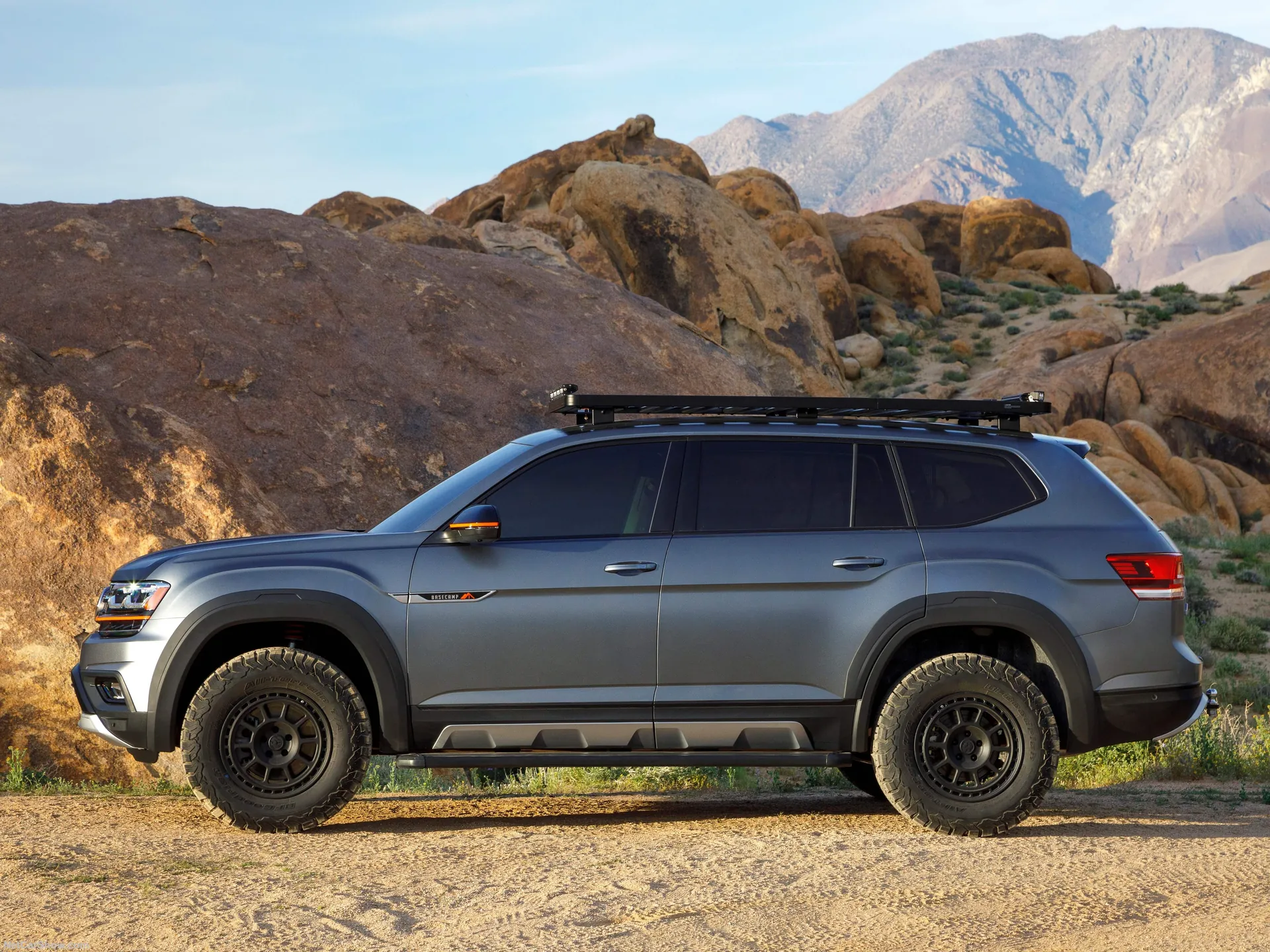 Volkswagen Atlas Basecamp Concept (2019) – boční profil