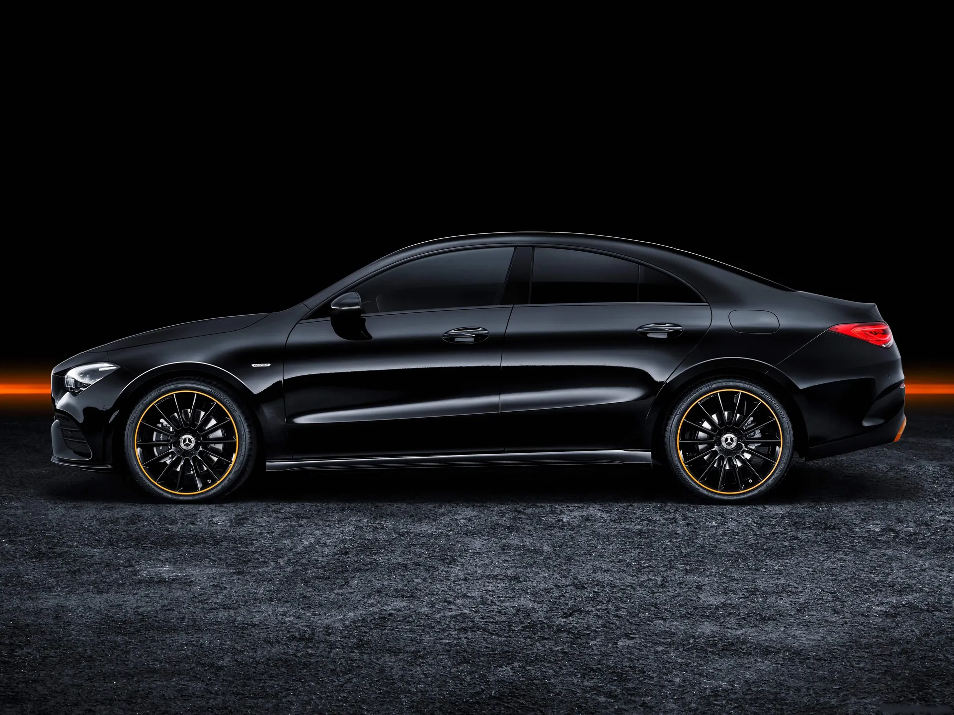 Mercedes-Benz CLA (2020) – boční profil