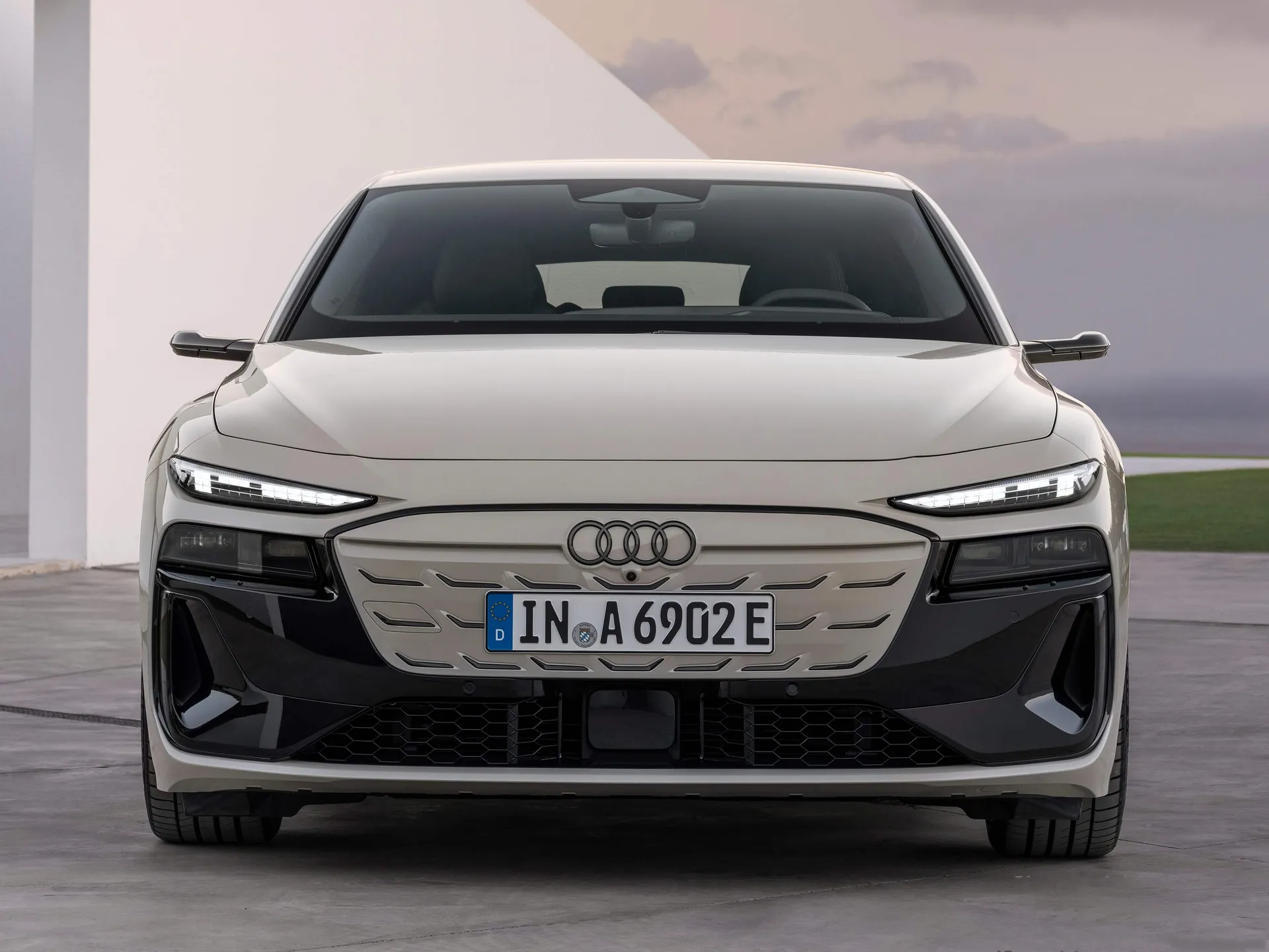 Audi A6 Sportback e-tron (2025) – zepředu