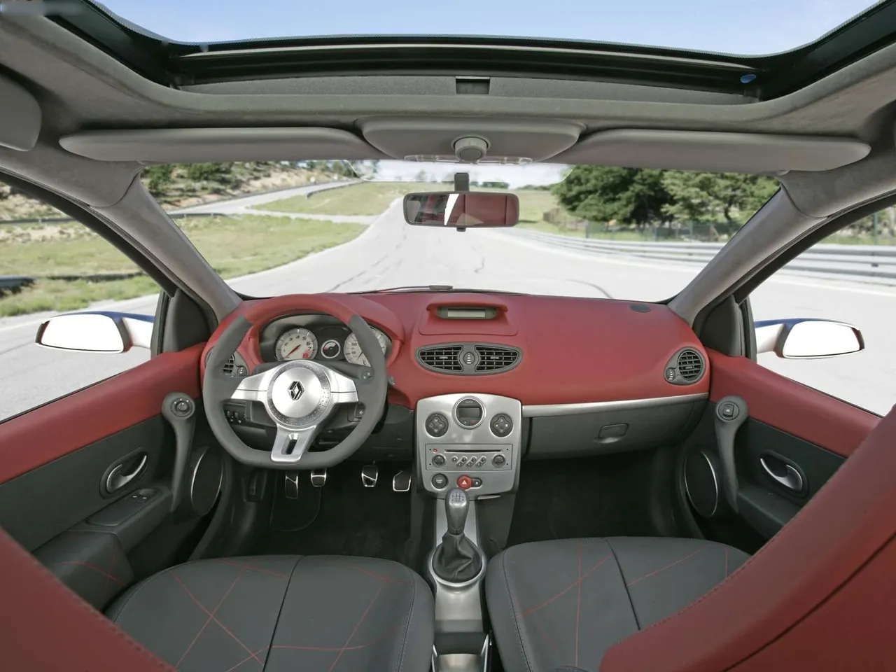 Renault Clio RS Concept (2006) – interiér