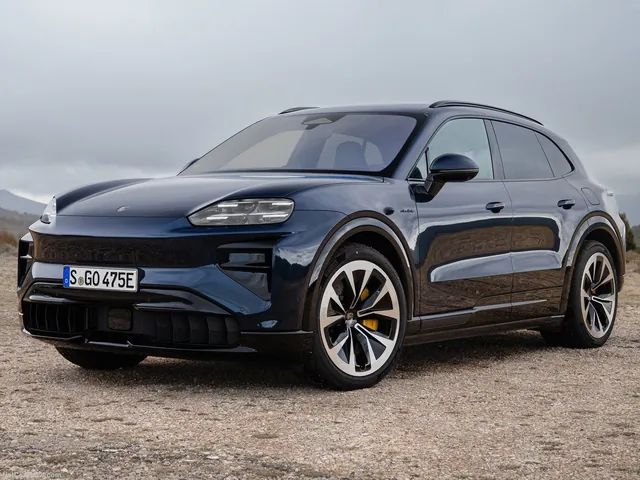 Porsche Cayenne Turbo Electric (2026)