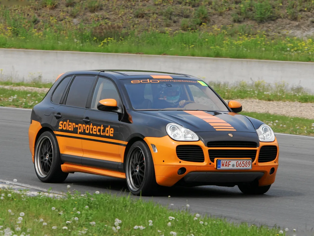 Edo Porsche Cayenne Turbo (2005)