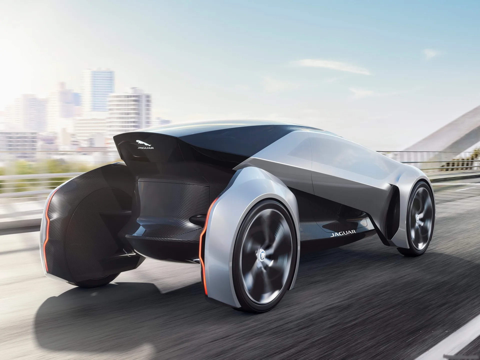 Jaguar Future-Type Concept (2017) – zadní tříčtvrteční pohled