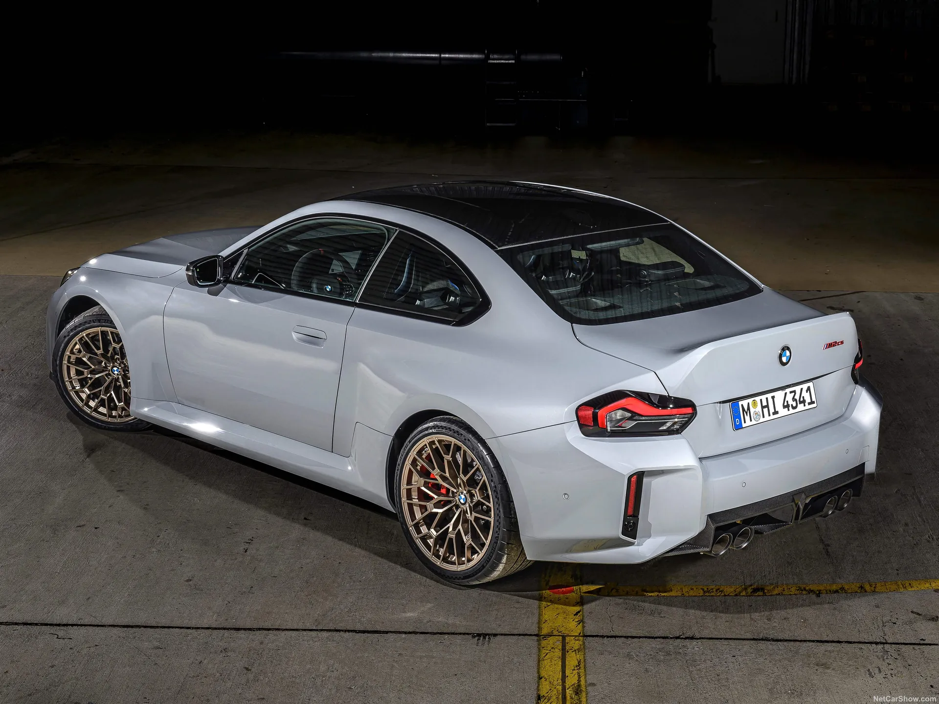 BMW M2 CS (2026) – zadní tříčtvrteční pohled