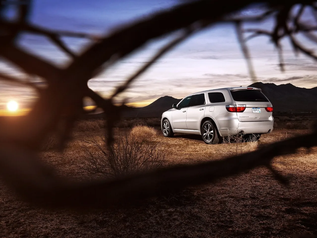 Dodge Durango RT (2011) – zadní tříčtvrteční pohled