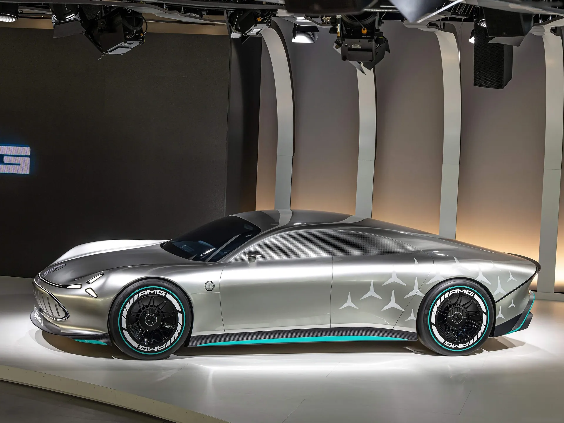 Mercedes-Benz Vision AMG Concept (2022) – boční profil