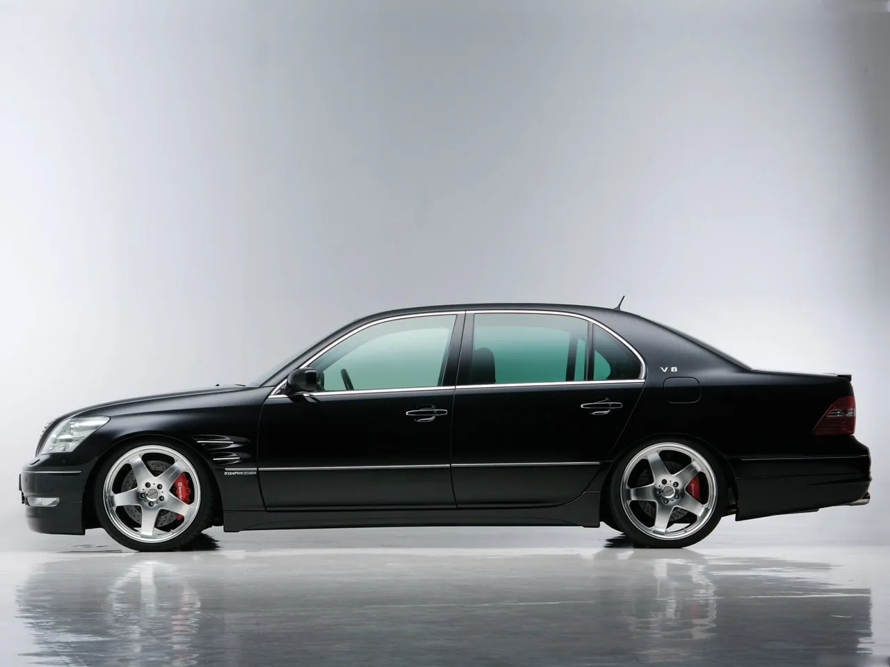 Wald Lexus LS (2004) – boční profil