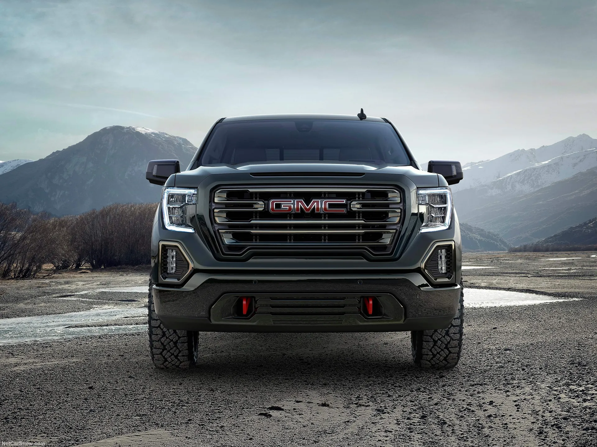 GMC Sierra AT4 (2019) – zepředu
