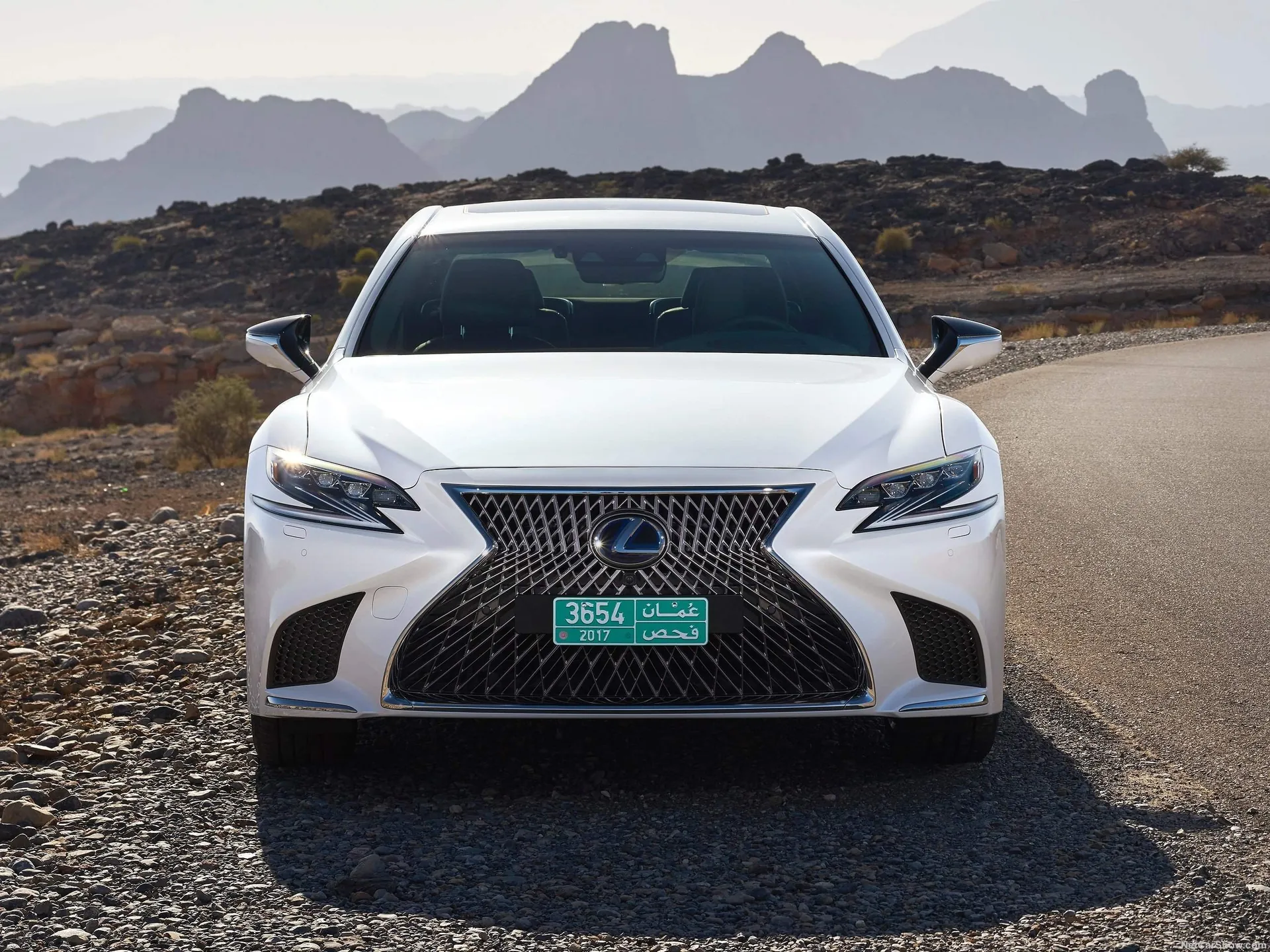 Lexus LS 500h (2018) – zepředu