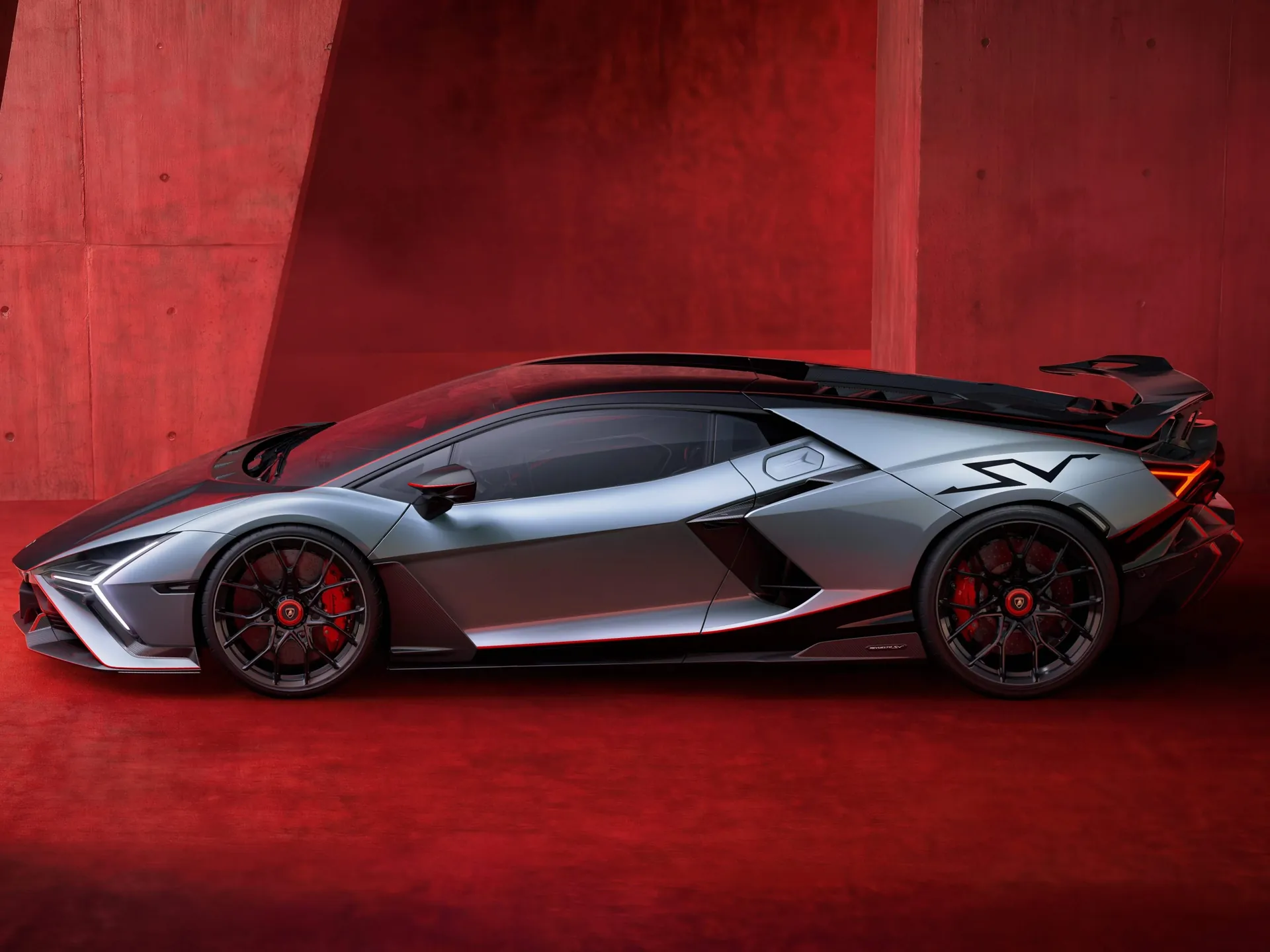 Lamborghini Revuelto SV (2027) – boční profil