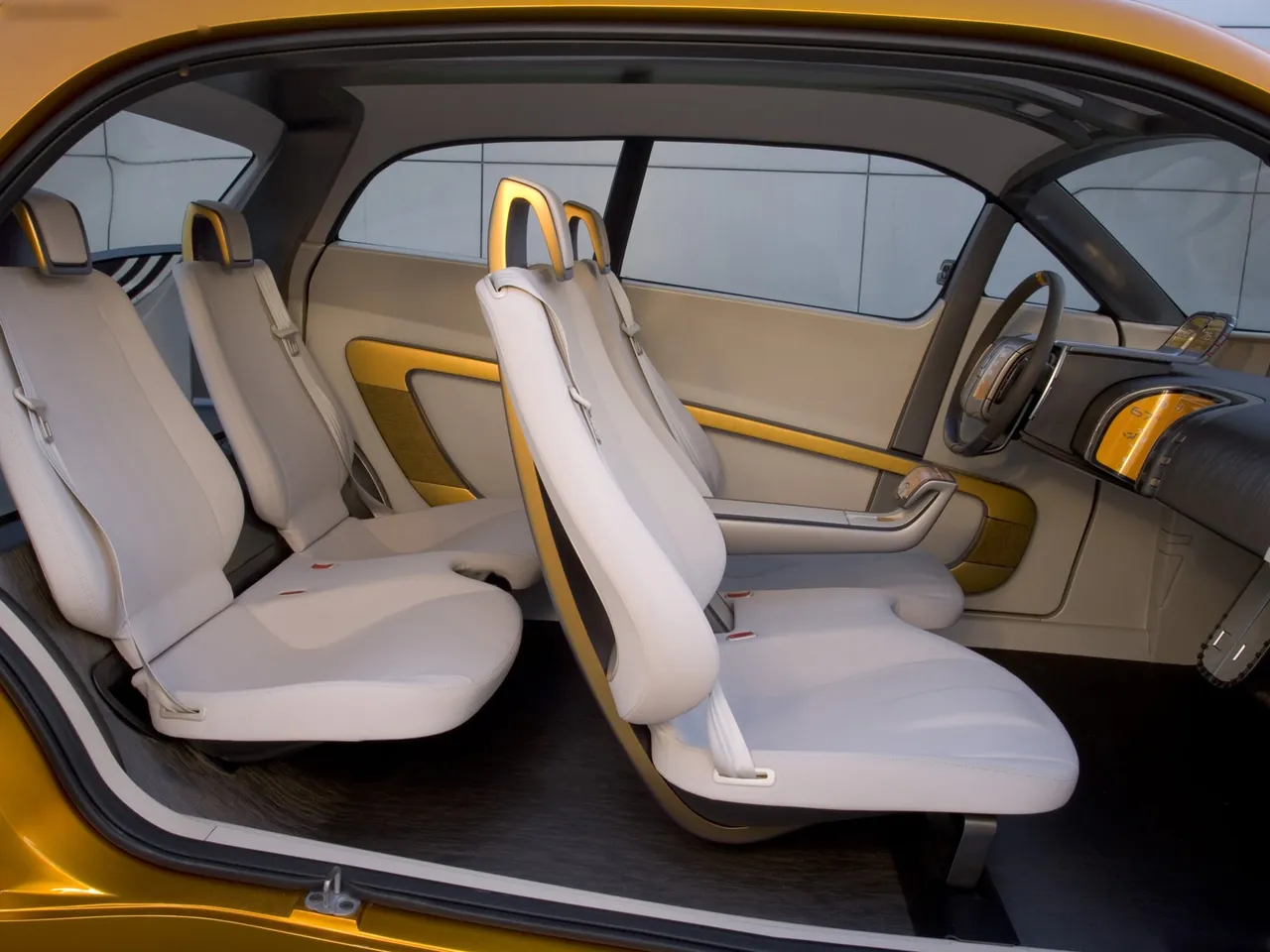 Mitsubishi Concept-CT (2006) – interiér