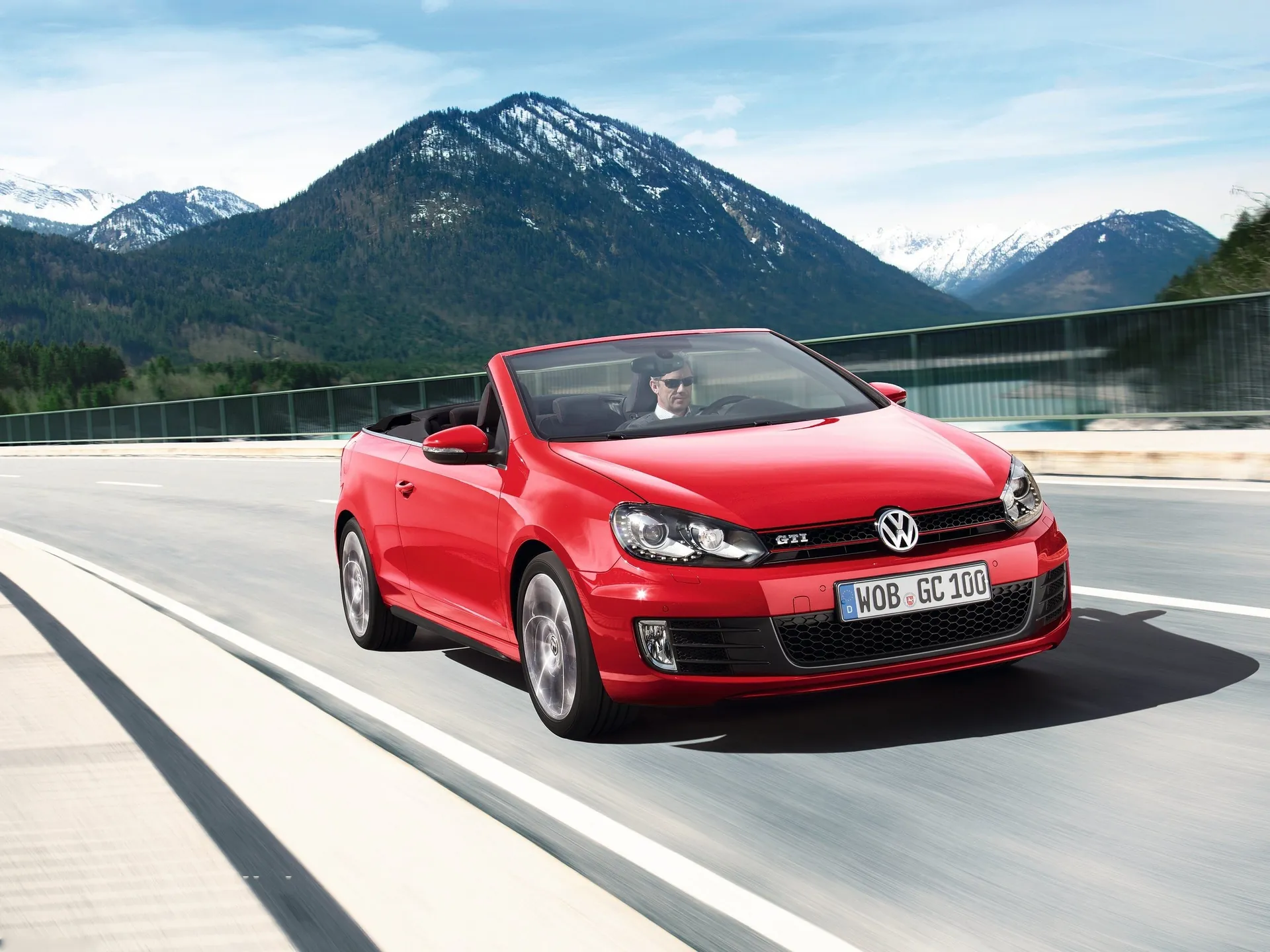 Volkswagen Golf GTI Cabriolet (2013)