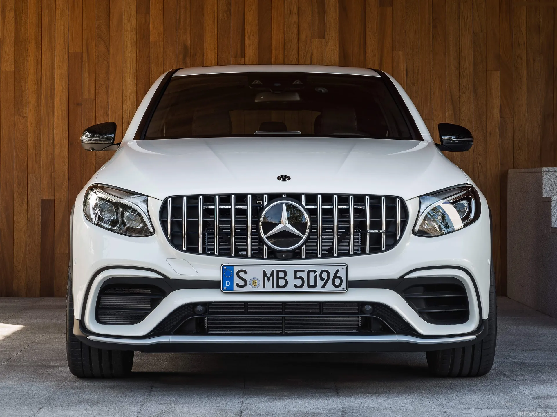 Mercedes-Benz GLC63 S AMG Coupe (2018) - Front