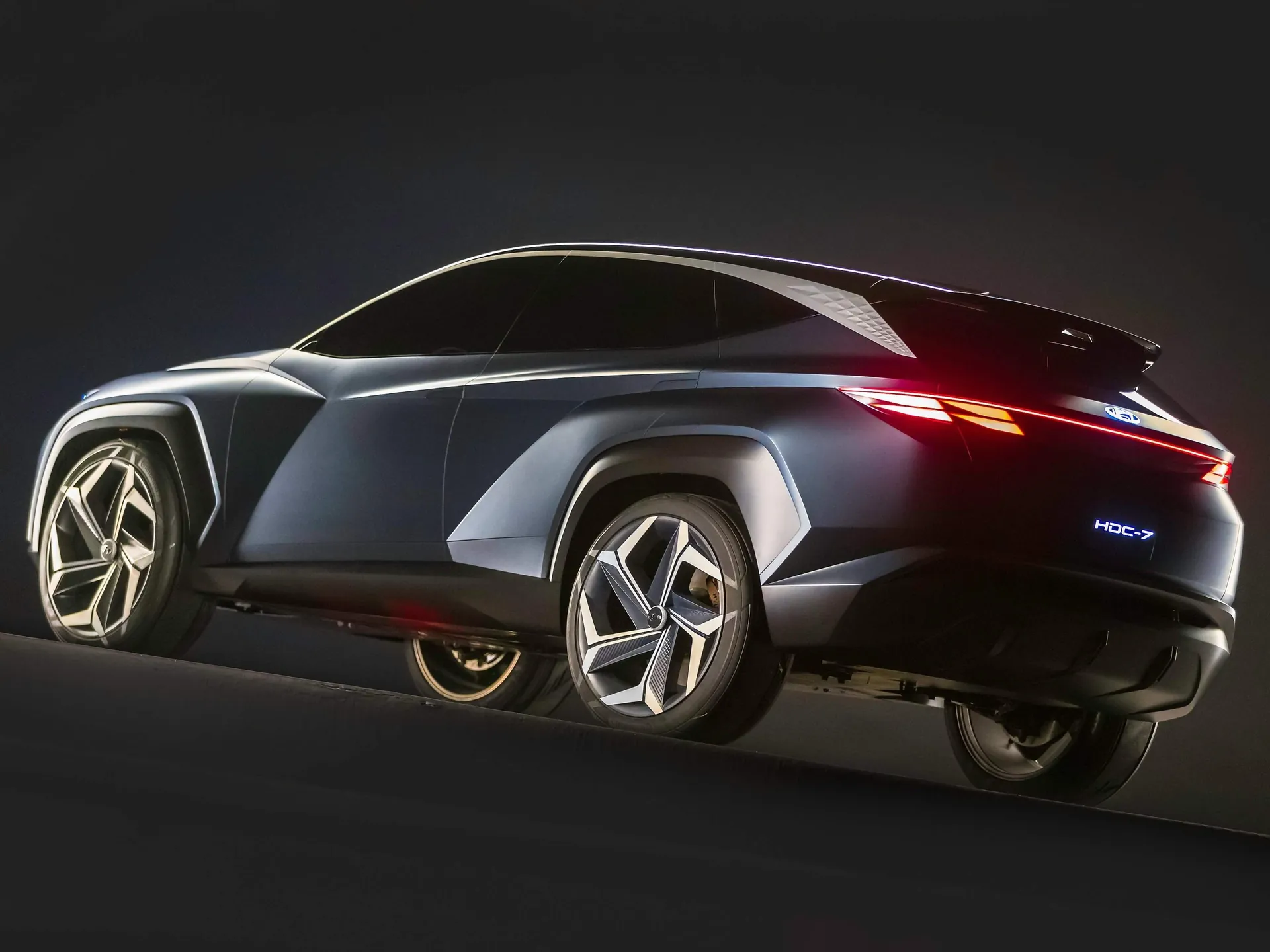 Hyundai Vision T Concept (2019) – zadní tříčtvrteční pohled