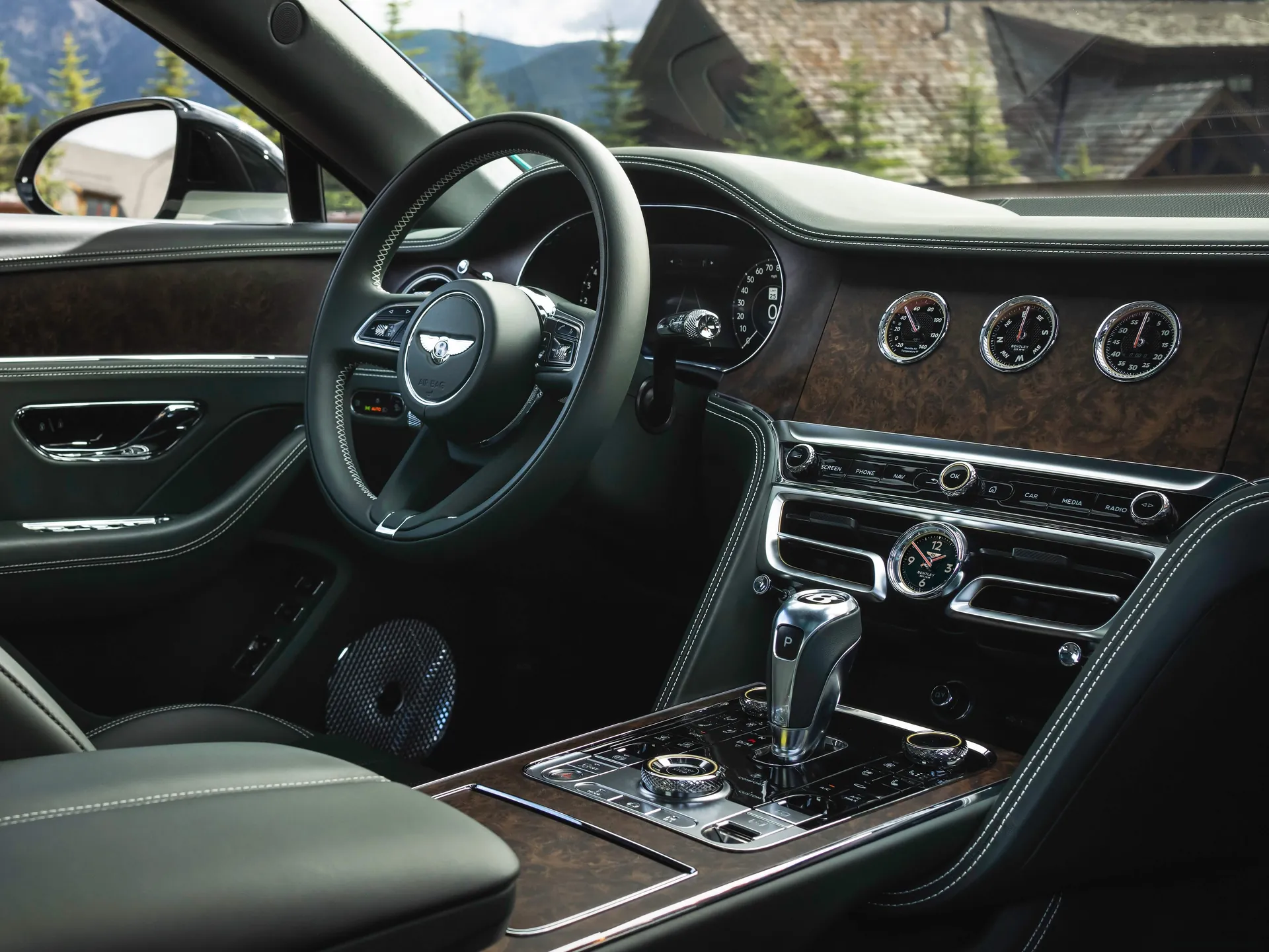Bentley Flying Spur (2025) – interiér