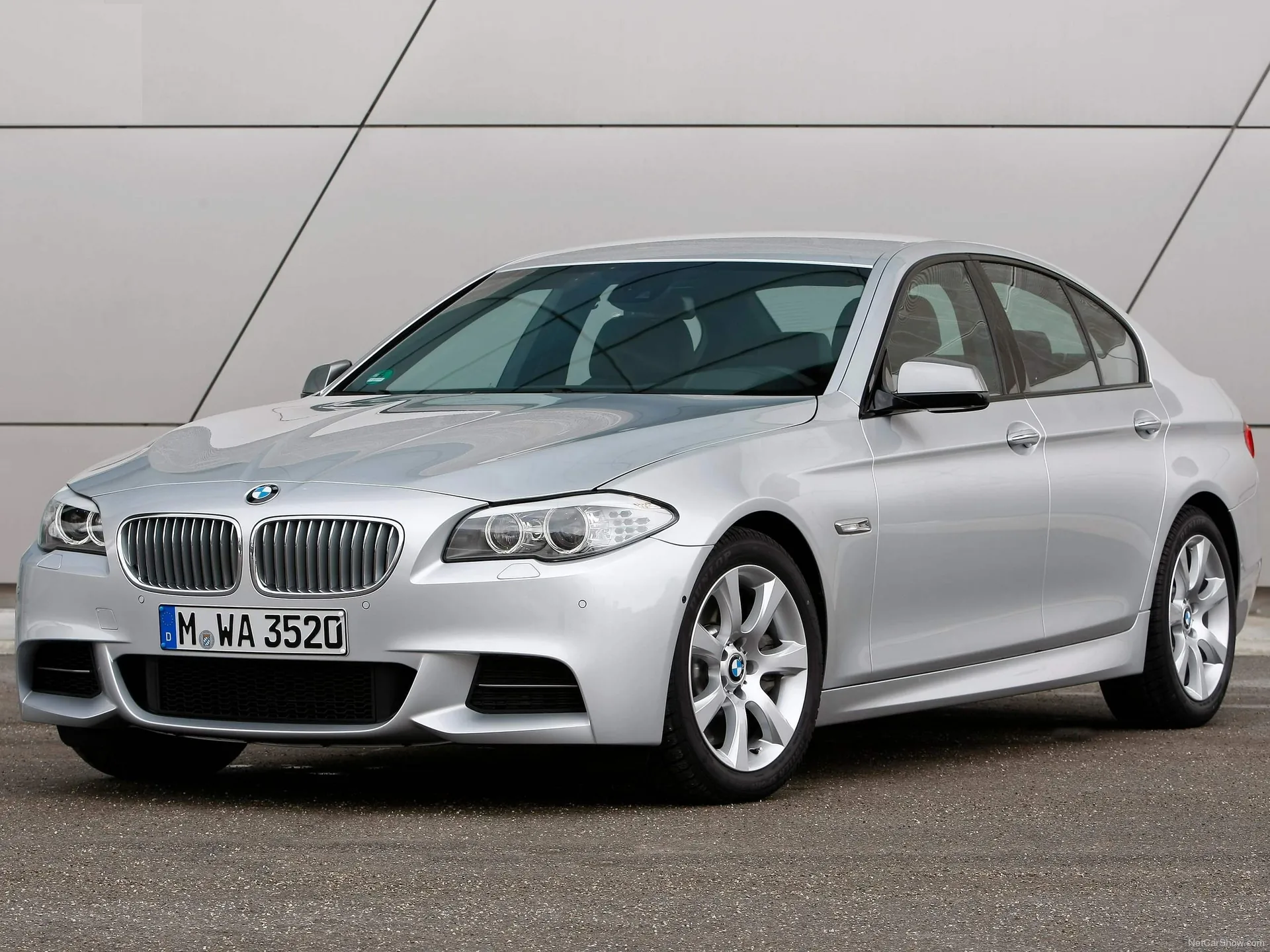 BMW M550d xDrive (2013)
