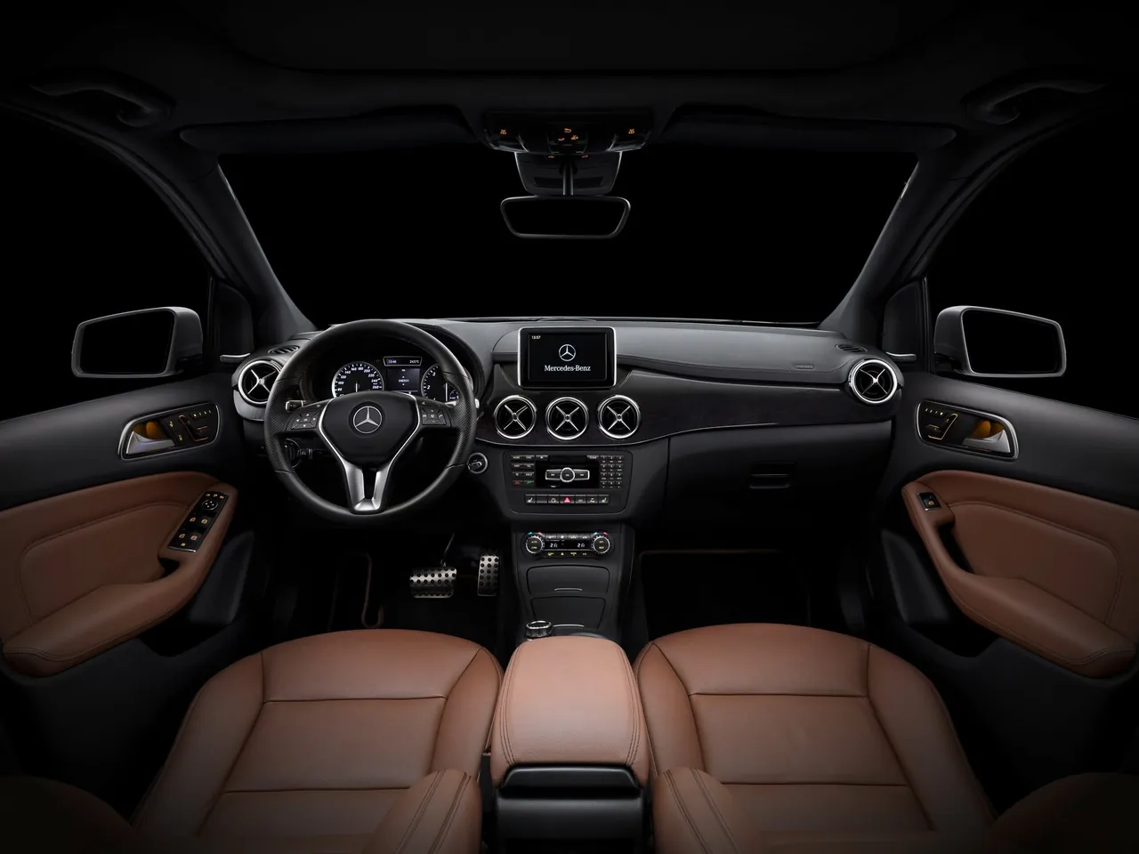 Mercedes-Benz B-Class (2012) - Interior