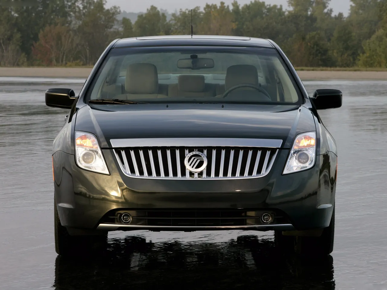 Mercury Milan Hybrid (2010) – zepředu
