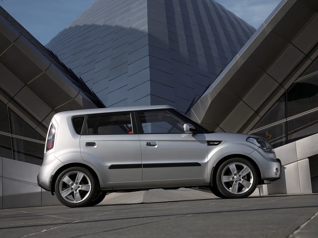 Kia Soul (2009) – boční profil