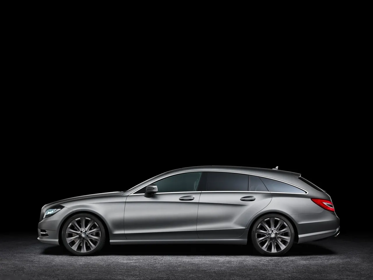 Mercedes-Benz CLS Shooting Brake (2013) – boční profil