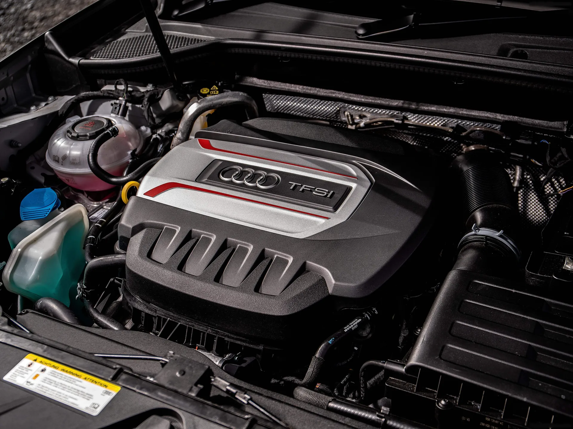 Audi SQ2 (2019) - Engine