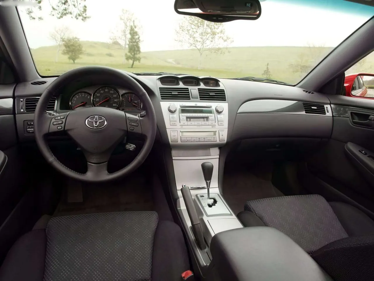 Toyota Camry Solara Coupe (2004) - Interior