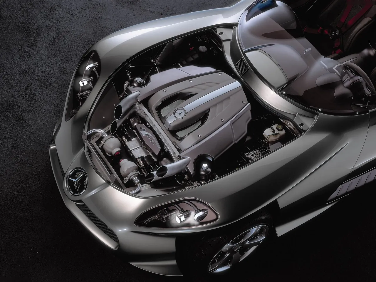 Mercedes-Benz F 400 Carving Concept (2001) - Engine Bay