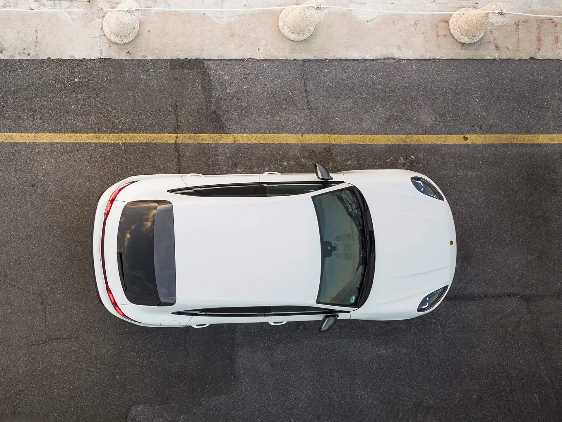 Porsche Macan T (2022) – pohled shora