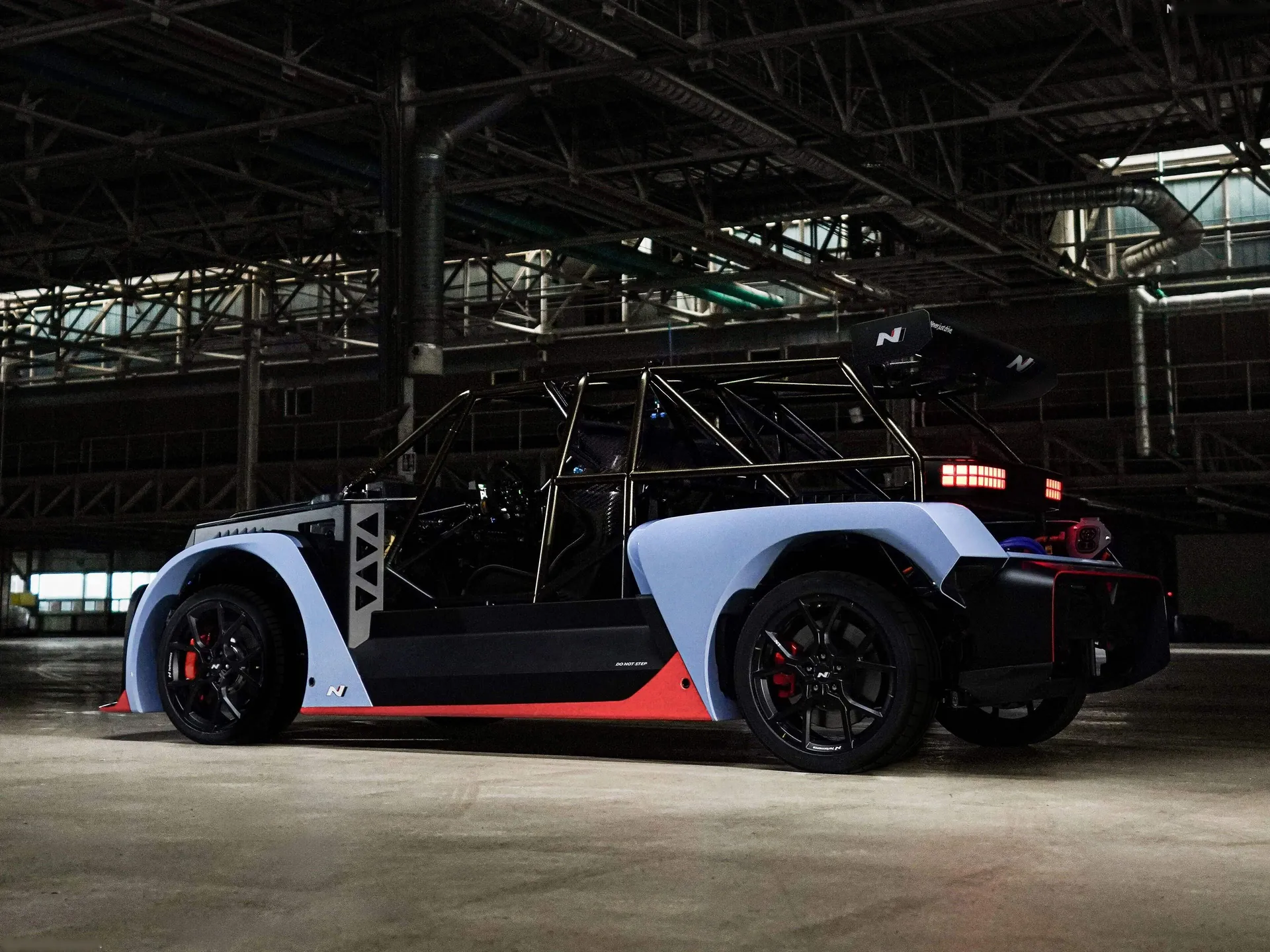 Hyundai RN24 Concept (2024) – zadní tříčtvrteční pohled