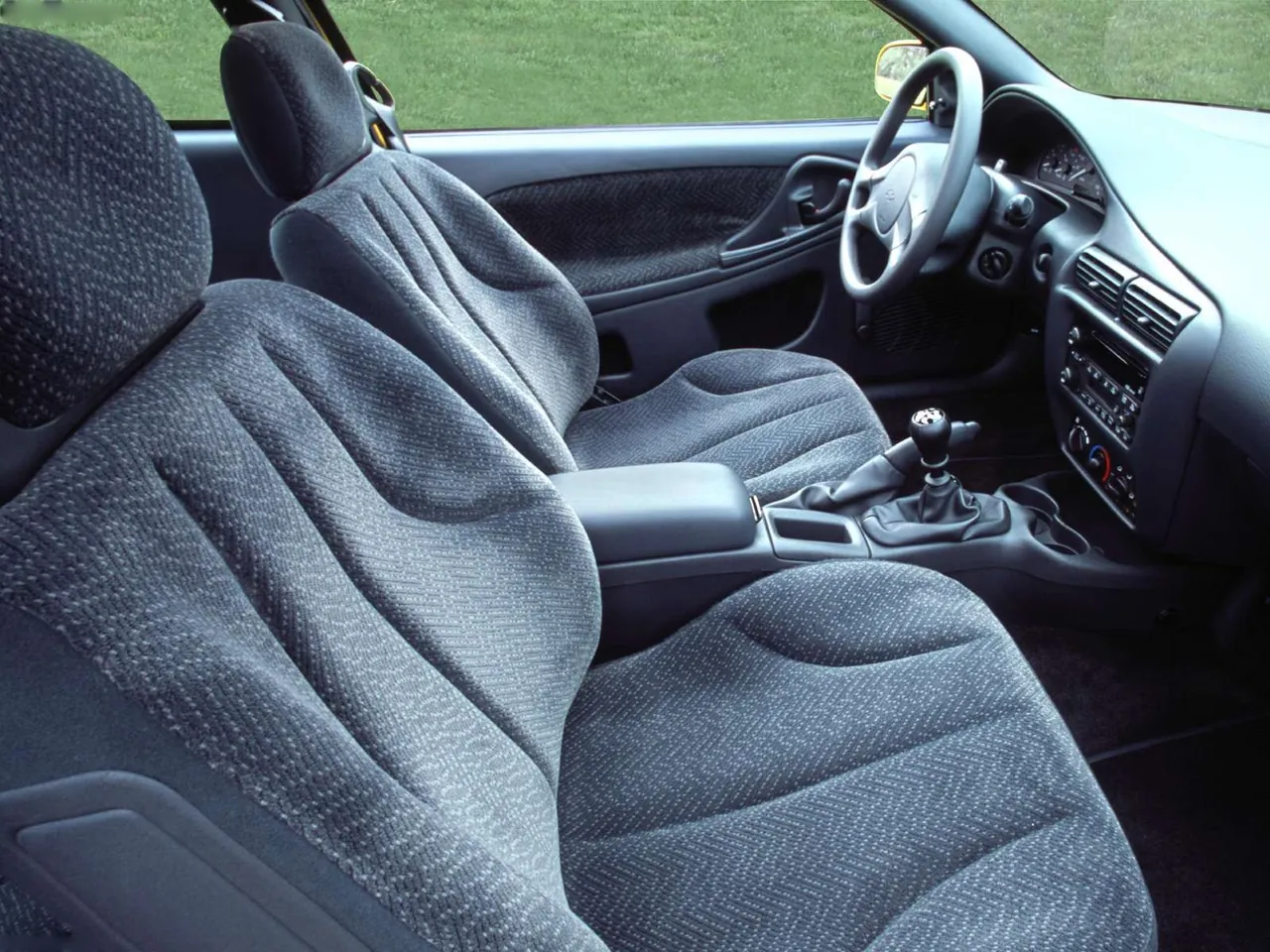 Chevrolet Cavalier LS (2003) – interiér
