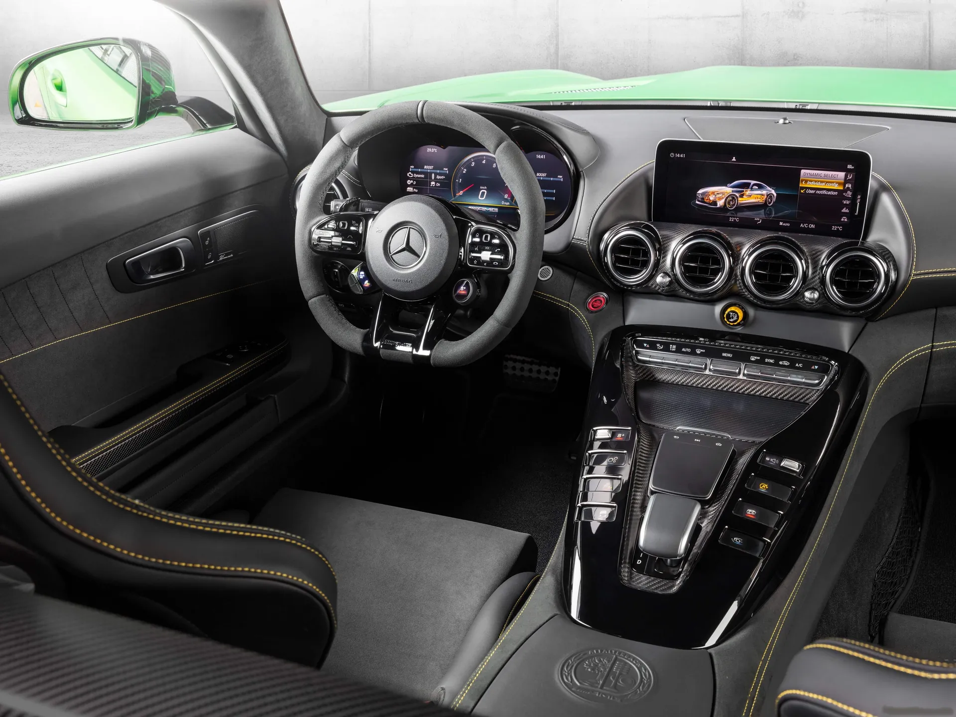 Mercedes-Benz AMG GT R (2020) - Interior