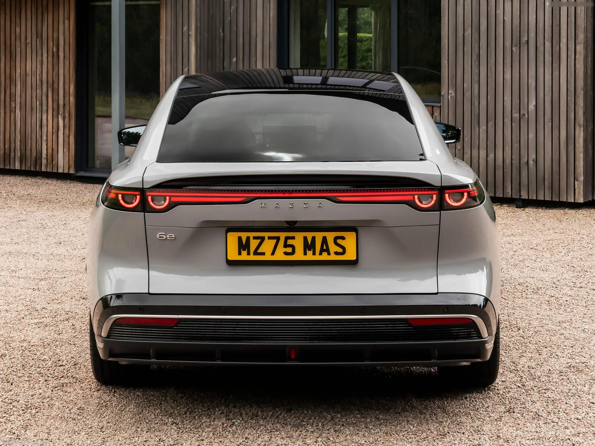 Mazda 6e [UK] (2026) – zezadu