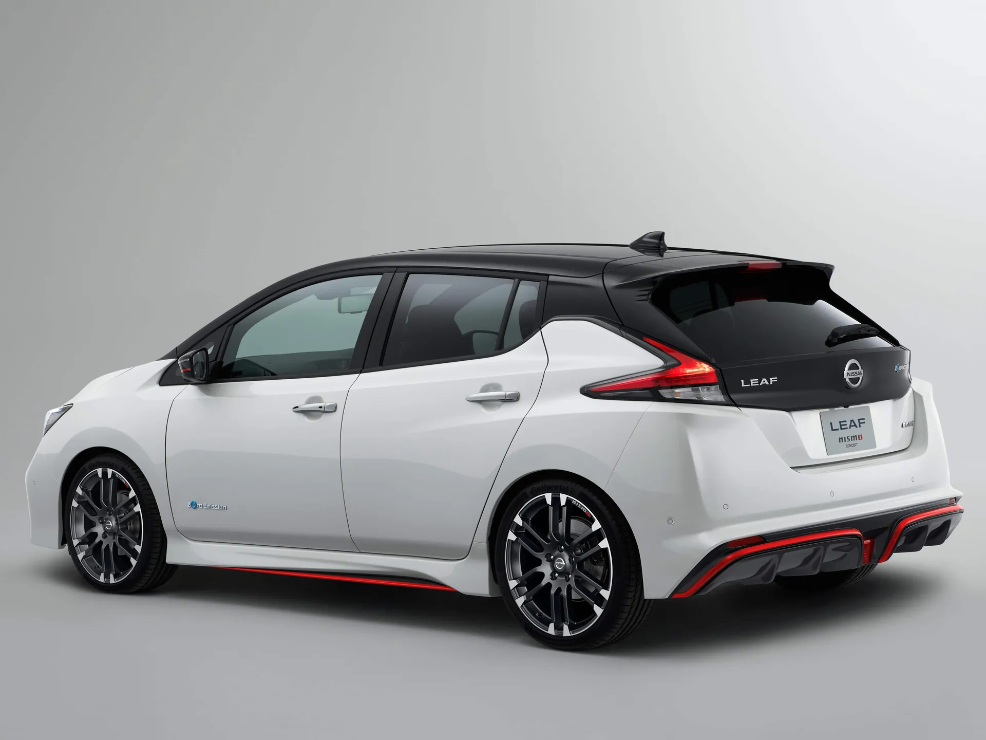 Nissan Leaf Nismo Concept (2017) - Rear Three-Quarter