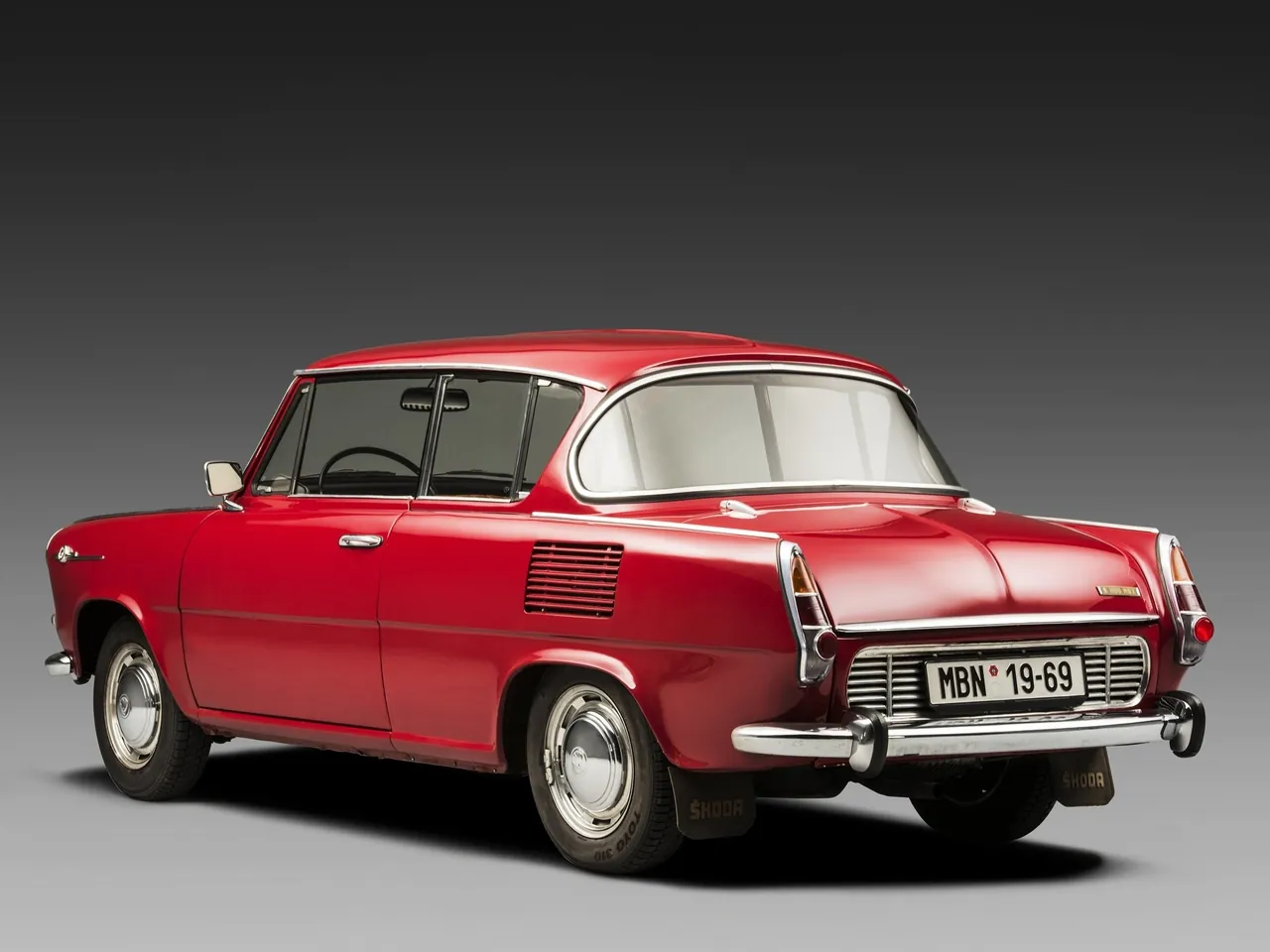 Skoda 1000 MBX (1966) – zadní tříčtvrteční pohled