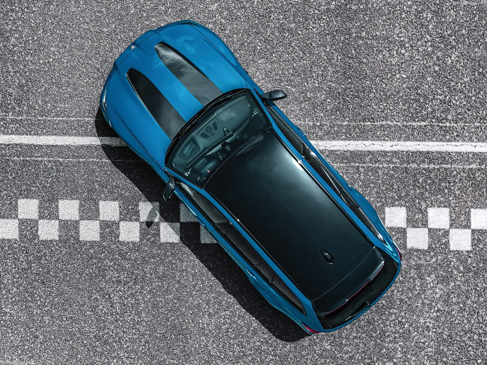 BMW M3 CS Touring (2025) – pohled shora