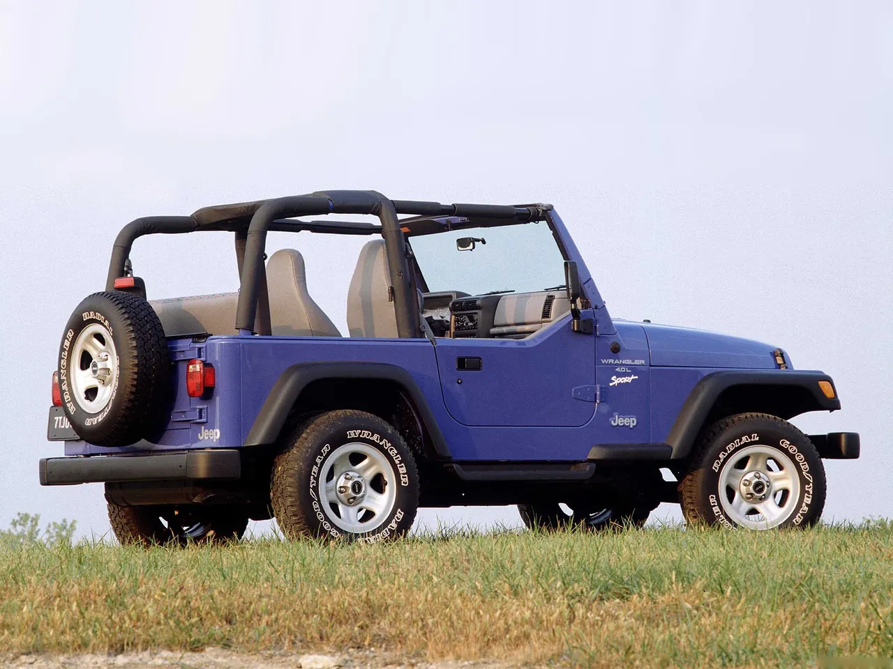 Jeep Wrangler (1997) - Rear Three-Quarter