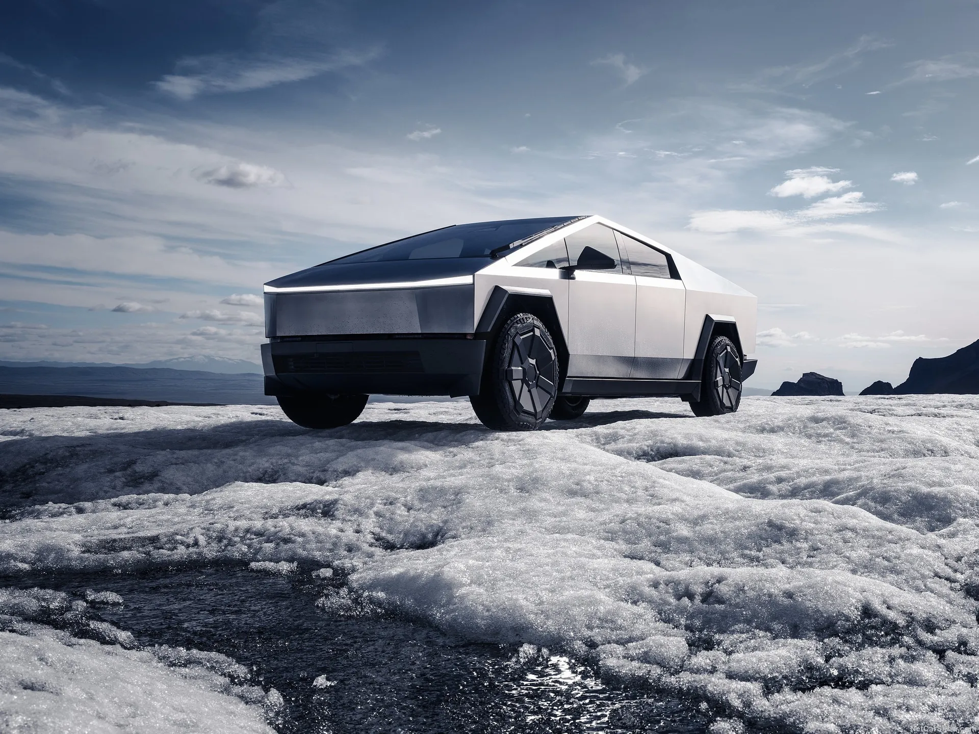 Tesla Cybertruck (2025)