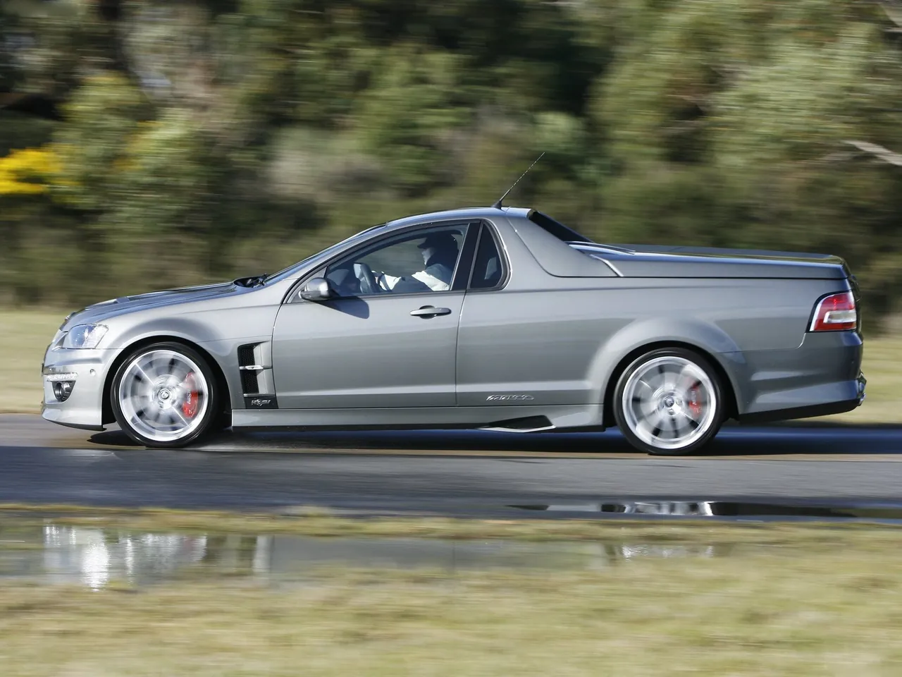 HSV E3 Maloo R8 (2011) – boční profil