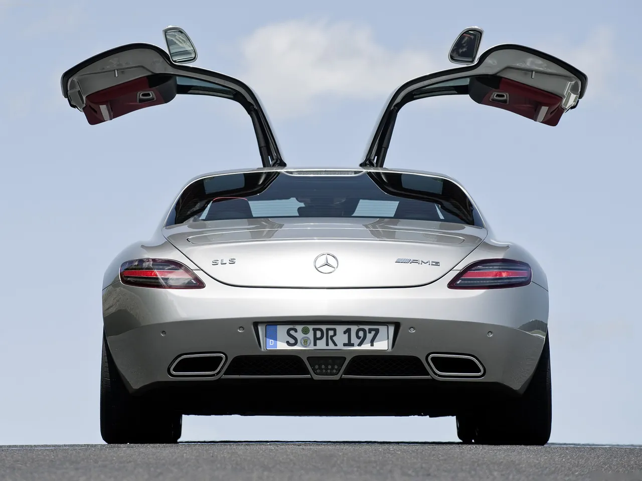 Mercedes-Benz SLS AMG (2011) – zezadu