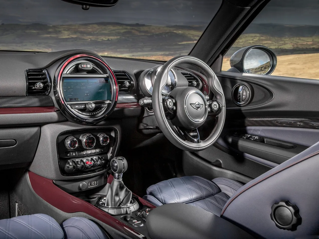 Mini Clubman [UK] (2016) – interiér