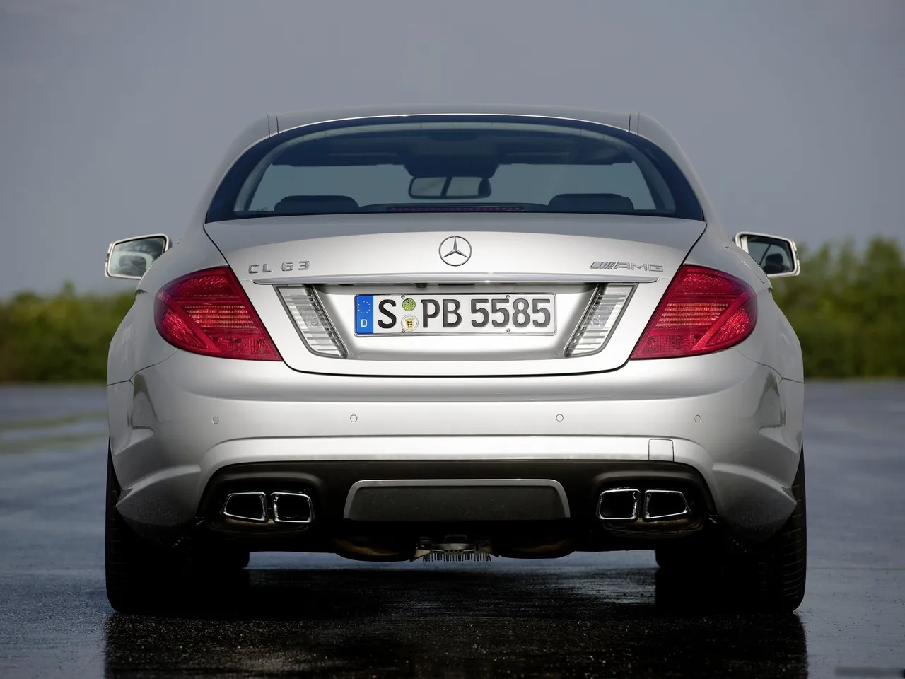 Mercedes-Benz CL63 AMG (2011) - Rear