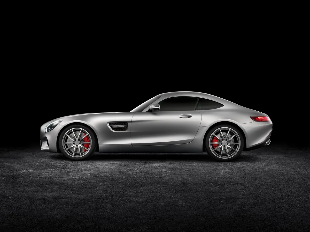 Mercedes-Benz AMG GT (2016) - Side Profile