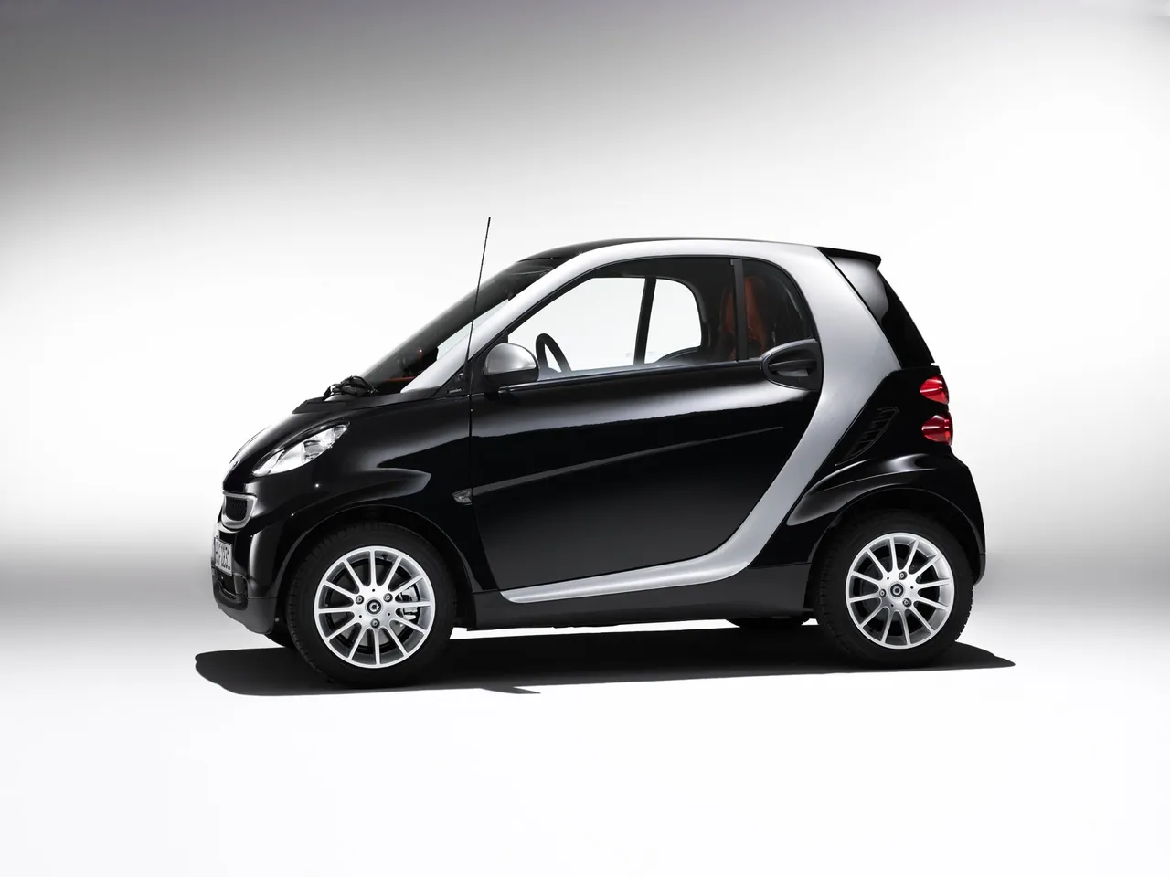 Smart fortwo coupe (2007) – boční profil