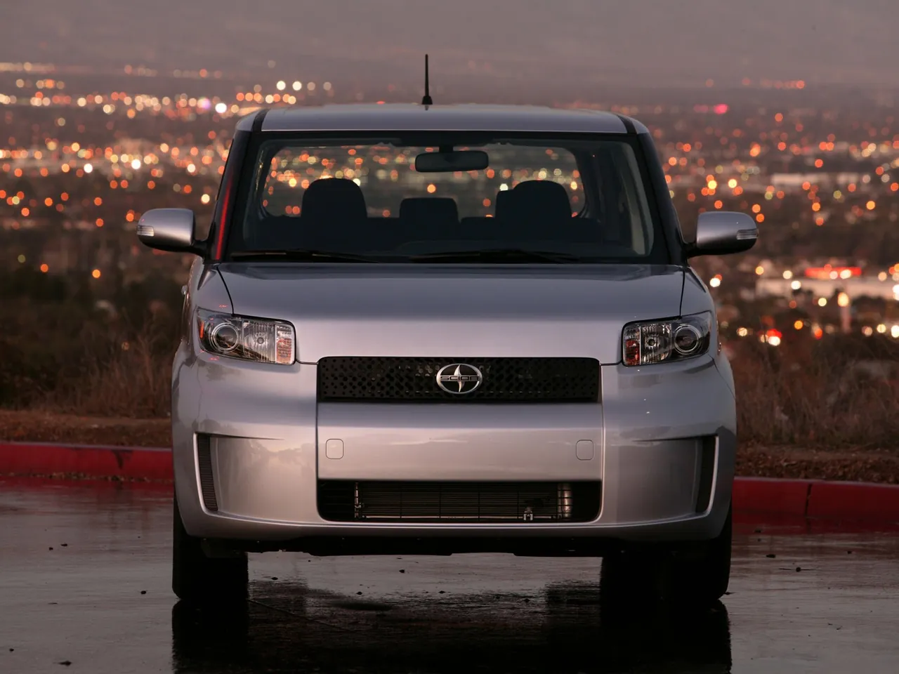 Scion xB (2008) – zepředu