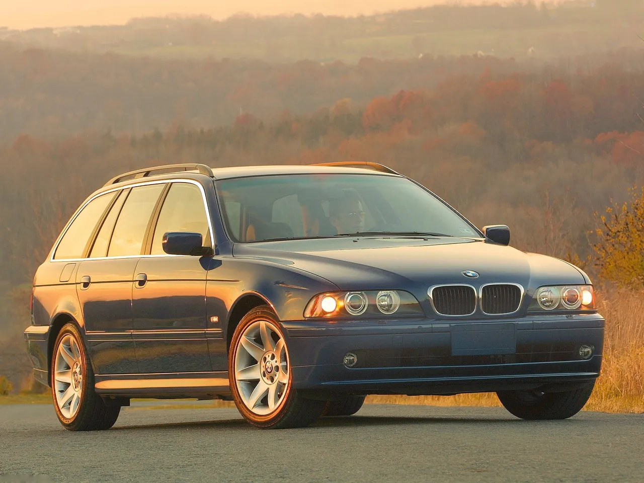 BMW 5-Series Touring (2002)